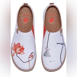 NWT UIN Women’s Comfortable Shoes/Lotus & Bird/US6.5
